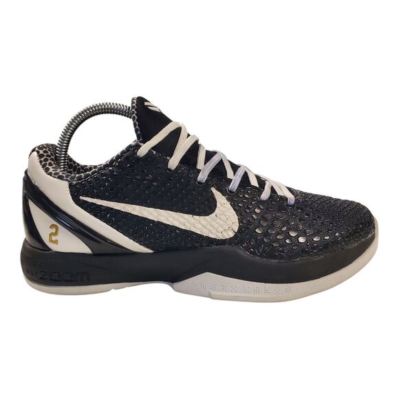 Athletic_Shoes